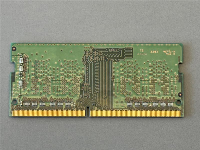 Samsung M471A1G44AB0-CWE 8 GB DDR4 3200 MHz