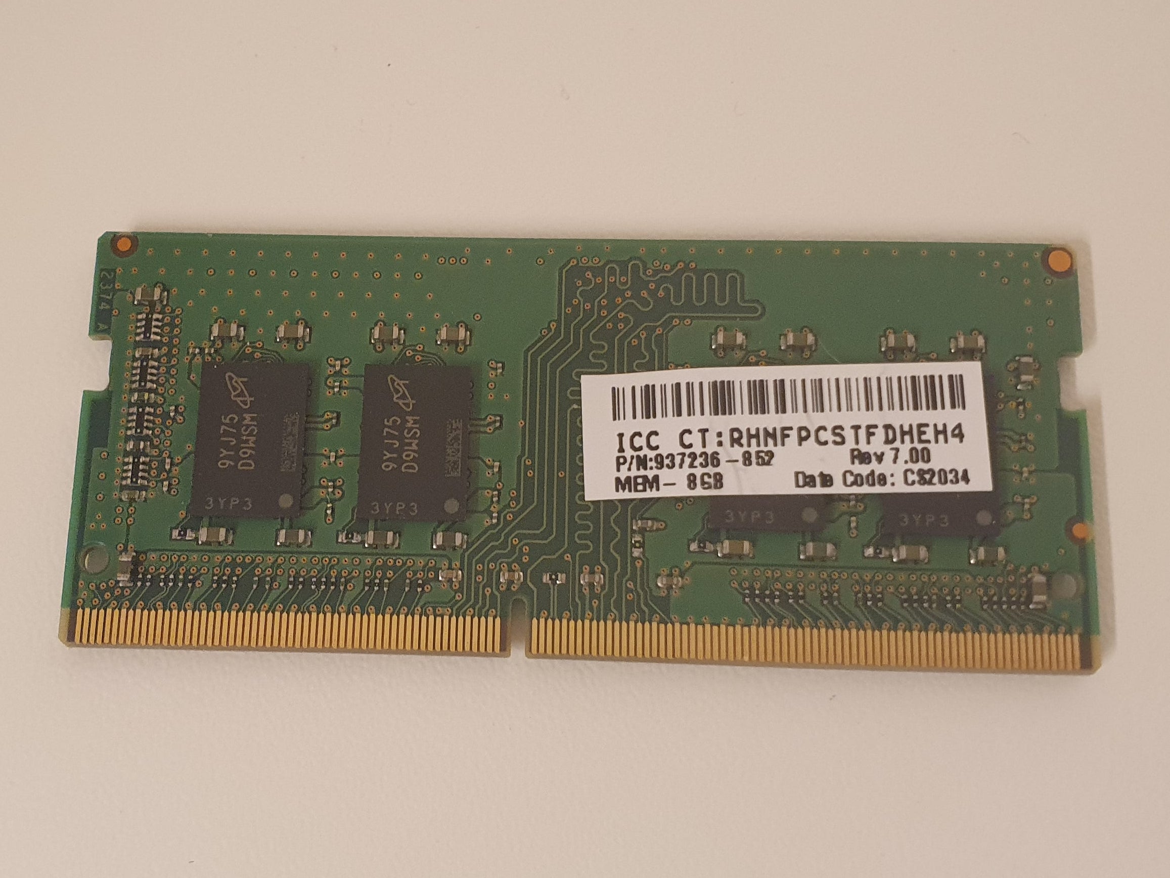 Micron Technology MTA8ATF1G64HZ-3G2J1 8 GB DDR4 3200 MHz