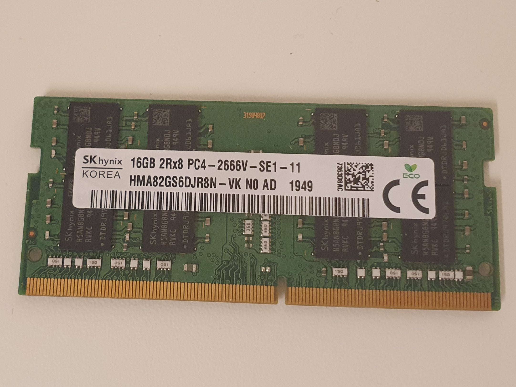 SK Hynix HMA82GS6DJR8N-VK 16 GB DDR4 2666 MHz Dual Rank
