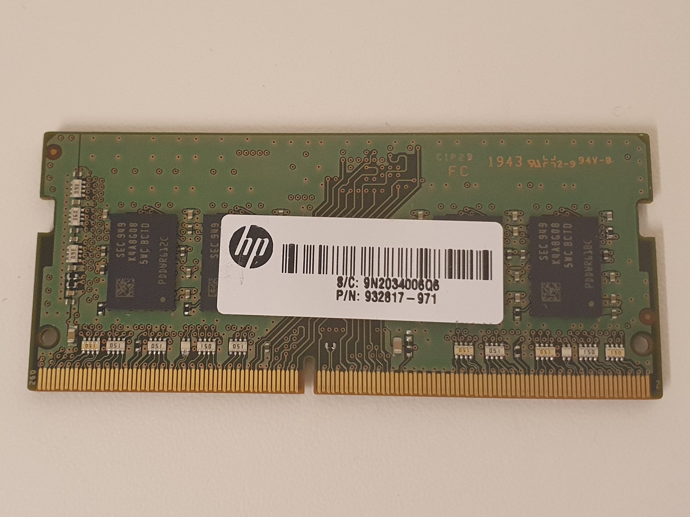 Samsung M471A1K43CB1-CTD 8 GB DDR4 2666 MHz