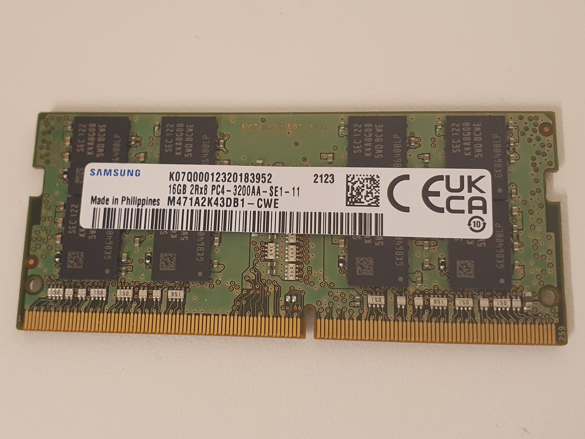 Samsung M471A2K43DB1-CWE 16 GB DDR4 3200 MHz Dual Rank