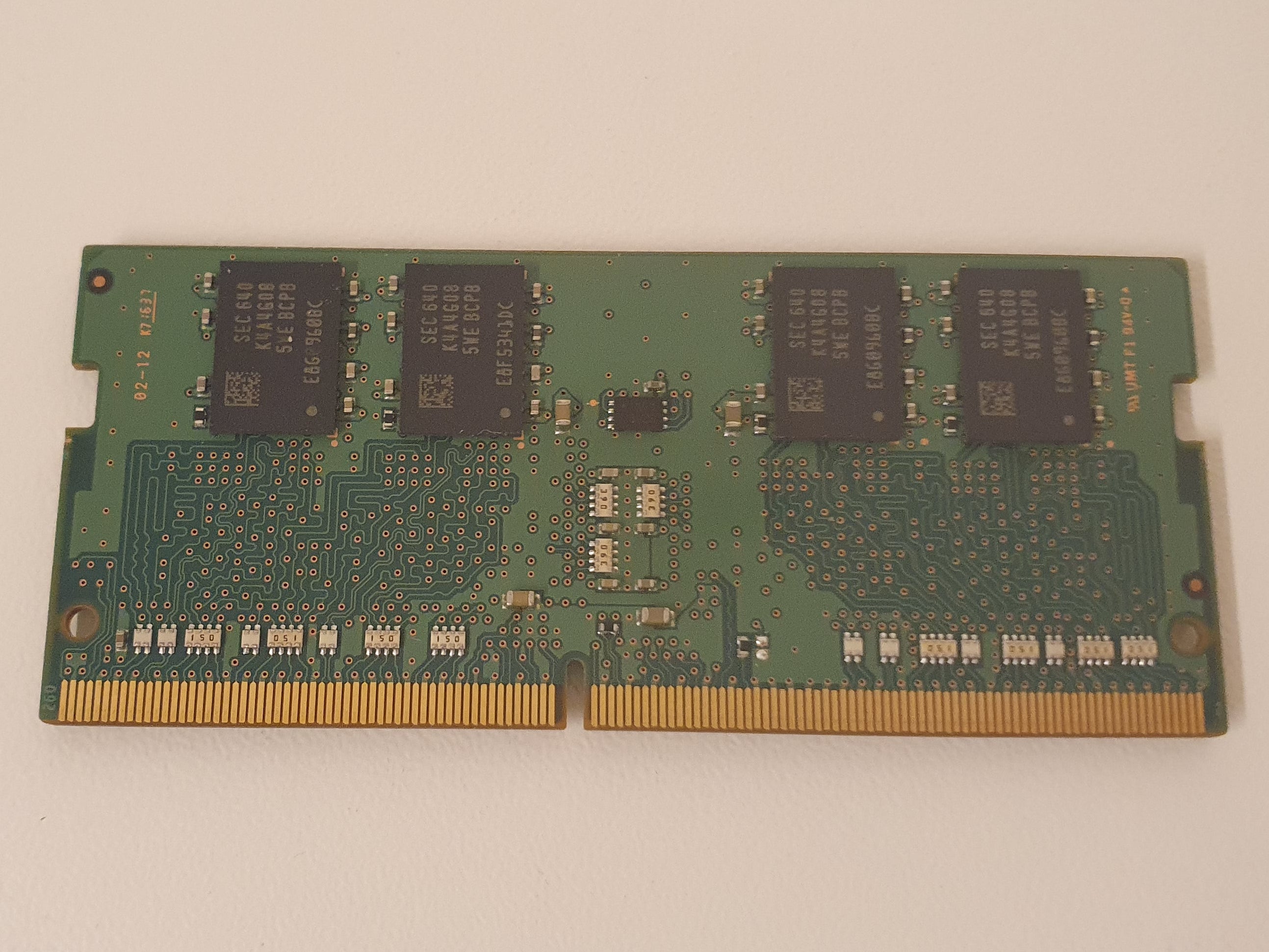Samsung M471A5143EB0-CPB 4 GB DDR4 2133 MHz